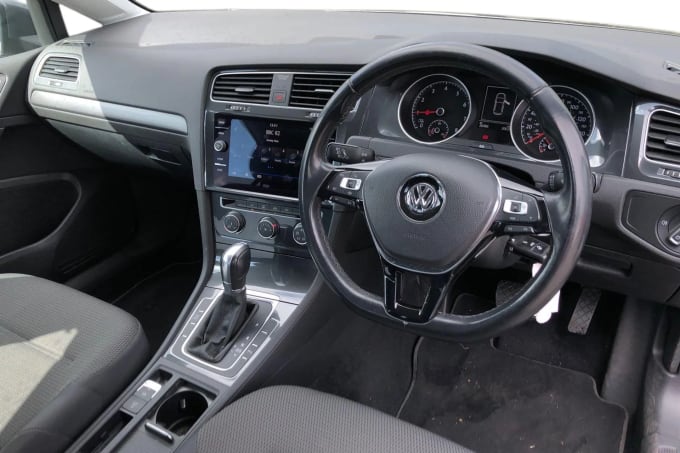 2018 Volkswagen Golf