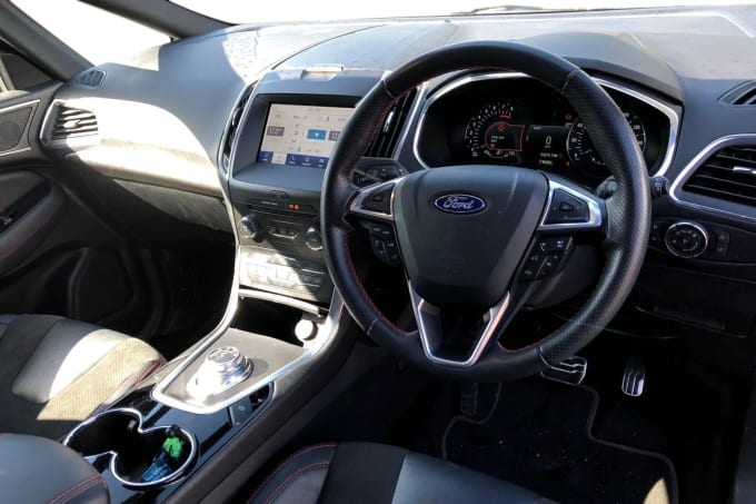 2022 Ford S-max