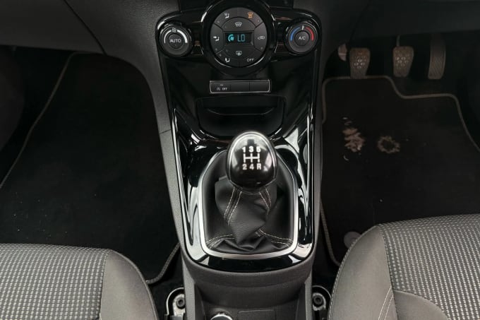 2017 Ford Fiesta