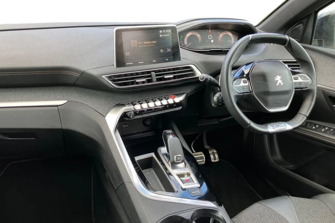 2019 Peugeot 5008