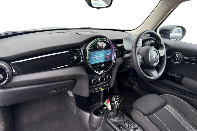 2022 Mini Hatch