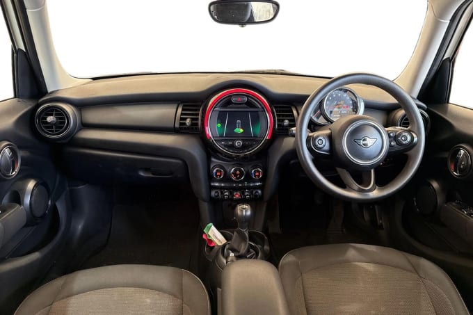 2019 Mini Hatch