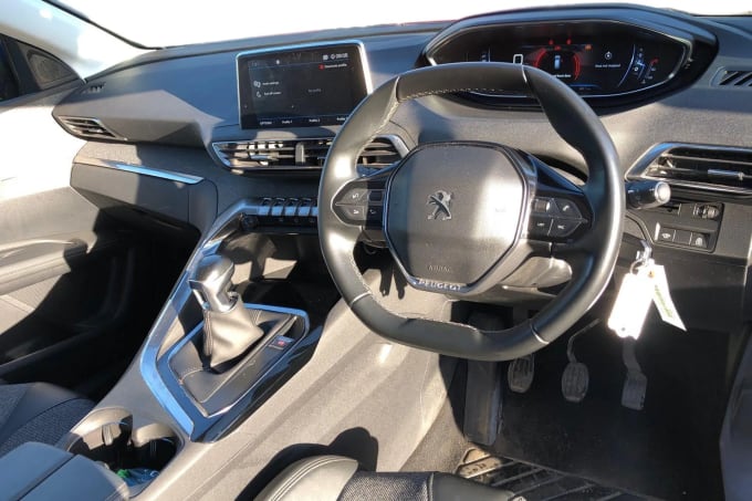 2020 Peugeot 3008