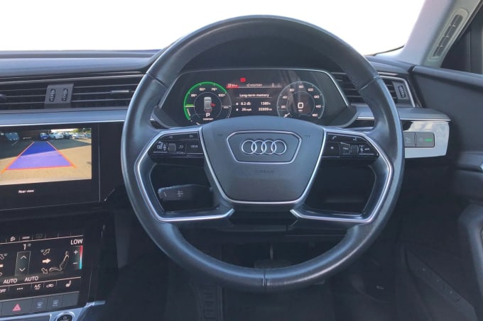 2020 Audi E-tron
