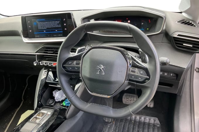 2022 Peugeot 208