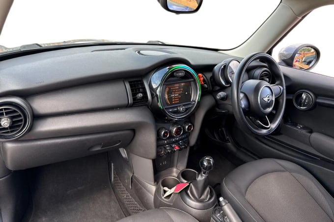 2017 Mini Hatch