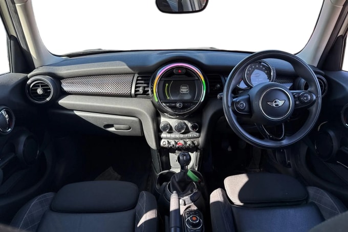 2017 Mini Hatch