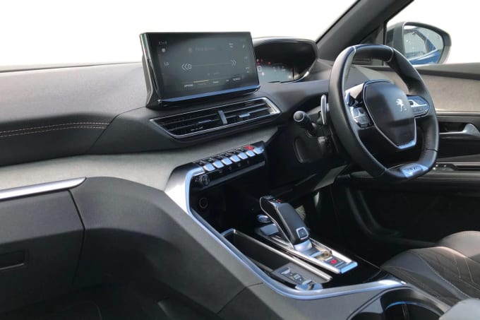 2021 Peugeot 3008