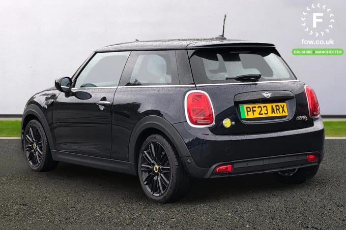 2023 Mini Hatch