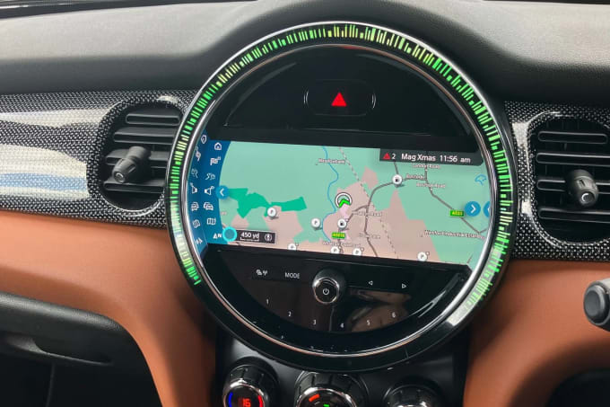 2021 Mini Hatch