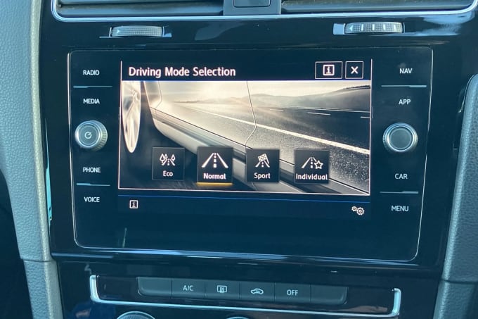 2019 Volkswagen Golf