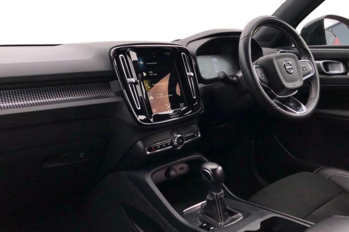 2020 Volvo Xc40