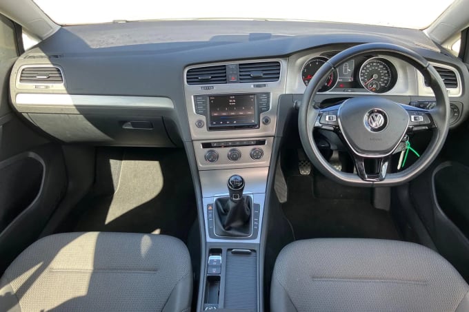 2017 Volkswagen Golf