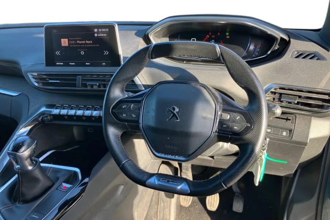 2020 Peugeot 5008