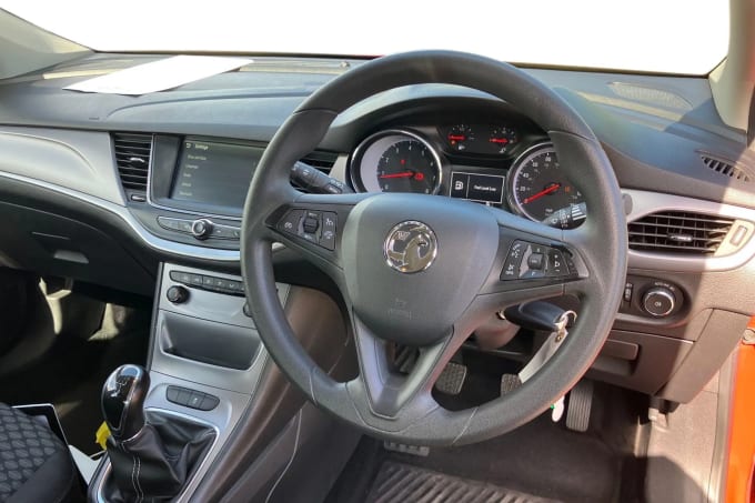 2017 Vauxhall Astra