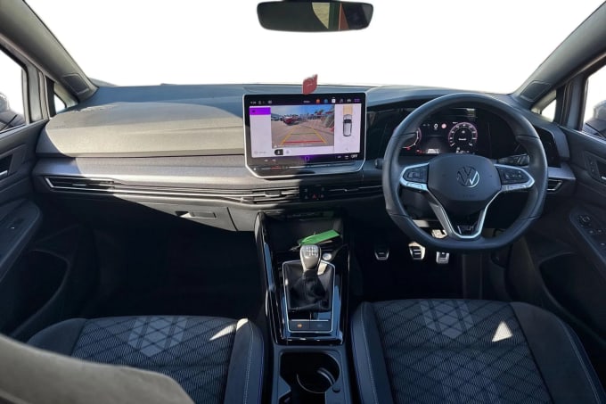 2024 Volkswagen Golf