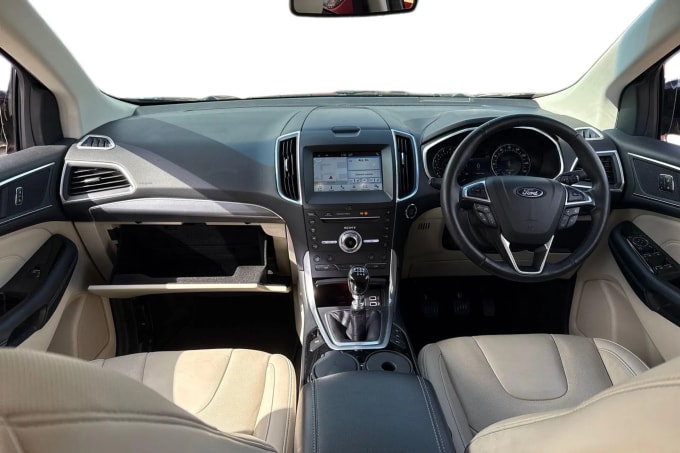 2018 Ford Edge
