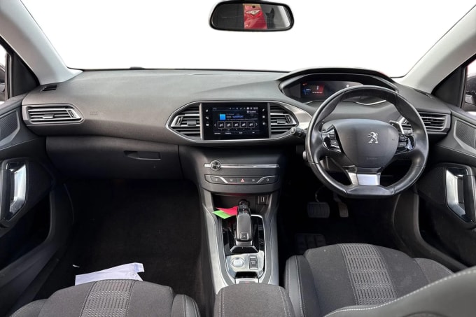 2021 Peugeot 308