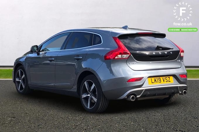 2019 Volvo V40