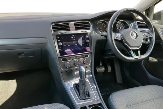 2018 Volkswagen Golf