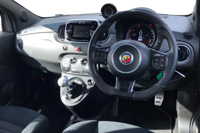 2019 Abarth 595