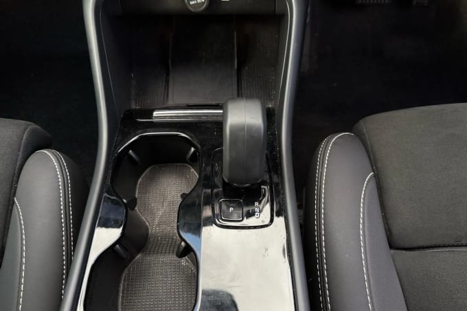 2023 Volvo C40