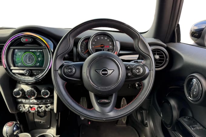 2020 Mini Hatch