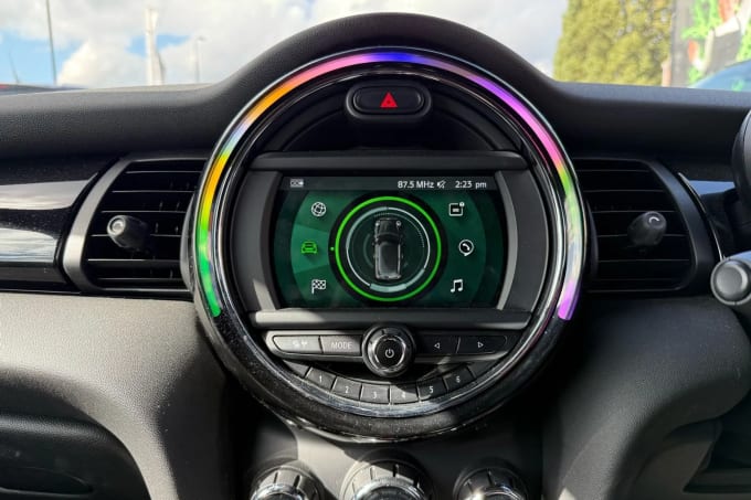 2020 Mini Hatch