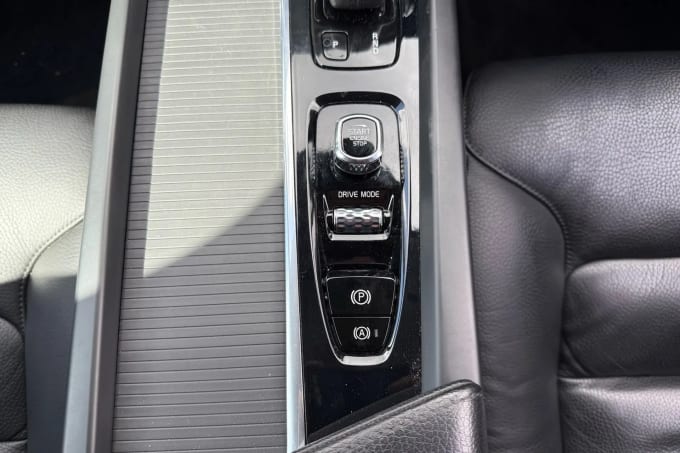 2021 Volvo V60