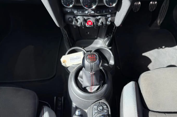 2020 Mini Hatch