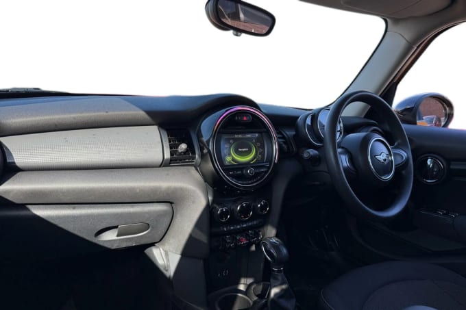 2017 Mini Hatch