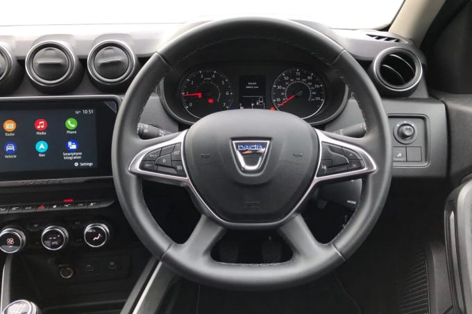 2022 Dacia Duster