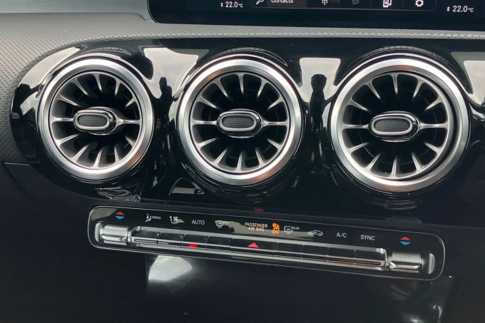 2021 Mercedes-benz Cla Class