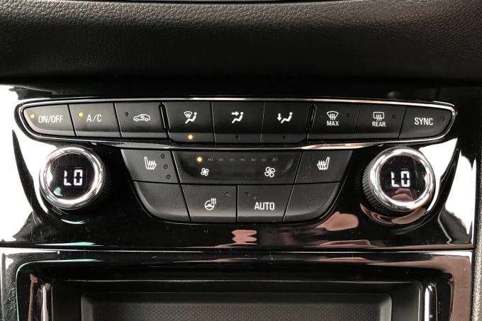 2021 Vauxhall Astra