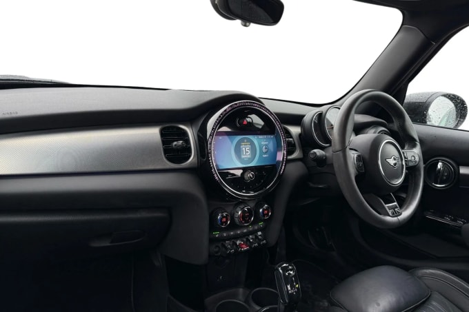 2022 Mini Hatch