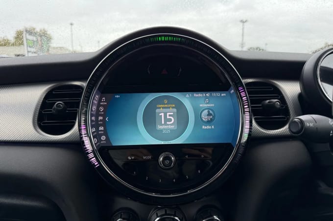 2022 Mini Hatch