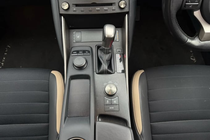 2019 Lexus Is
