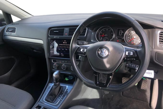 2018 Volkswagen Golf