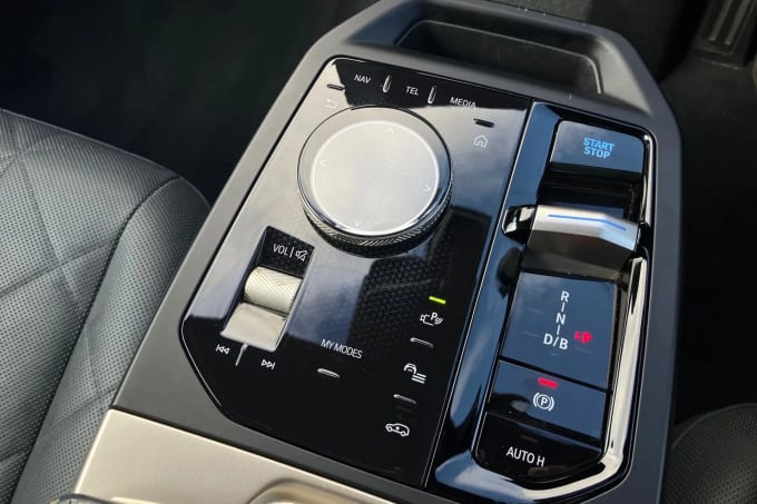 2022 BMW Ix