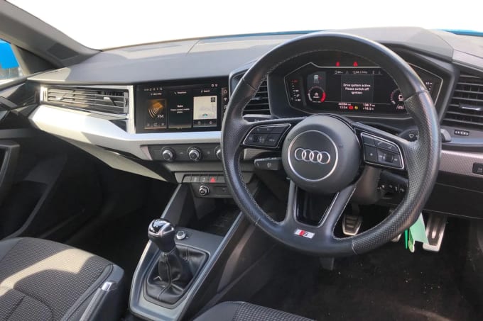 2022 Audi A1