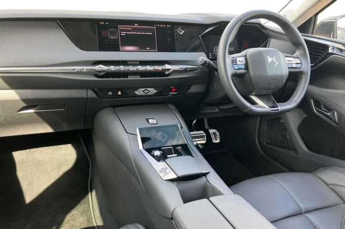 2022 DS Ds4