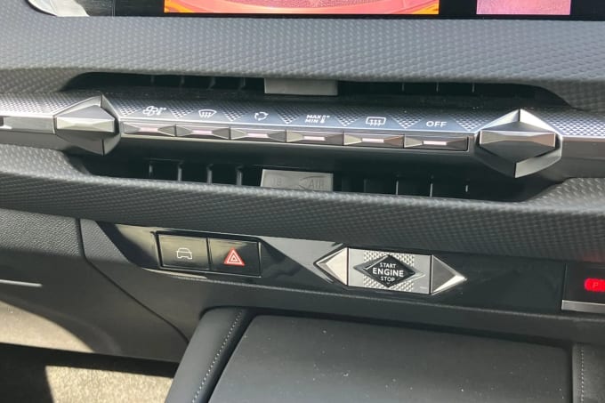 2022 DS Ds4