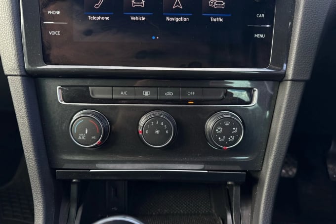 2019 Volkswagen Golf