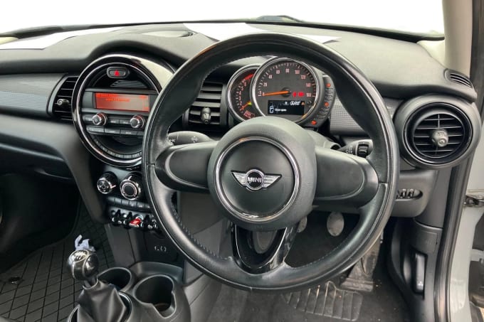 2017 Mini Hatch
