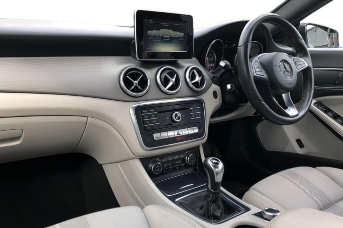 2018 Mercedes-benz Cla Class