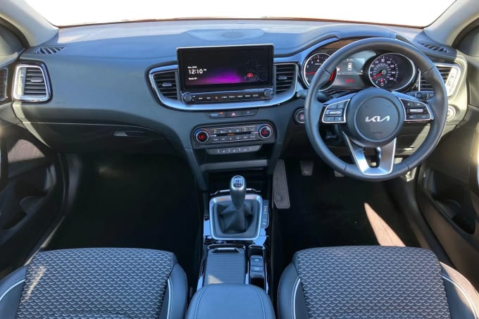 2025 Kia Ceed