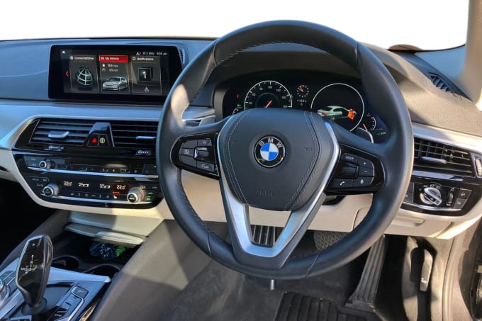 2019 BMW 5 Series