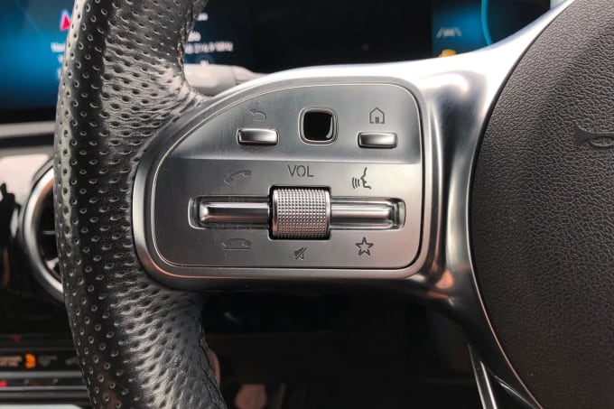 2022 Mercedes-benz Cla Class