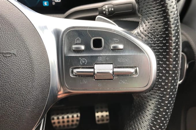 2022 Mercedes-benz Cla Class