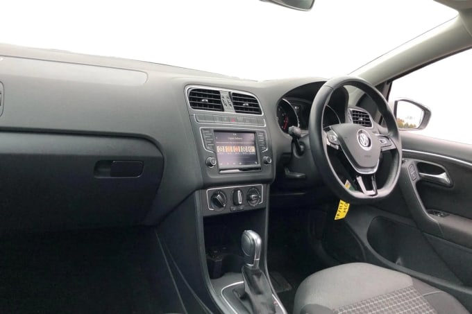 2016 Volkswagen Polo